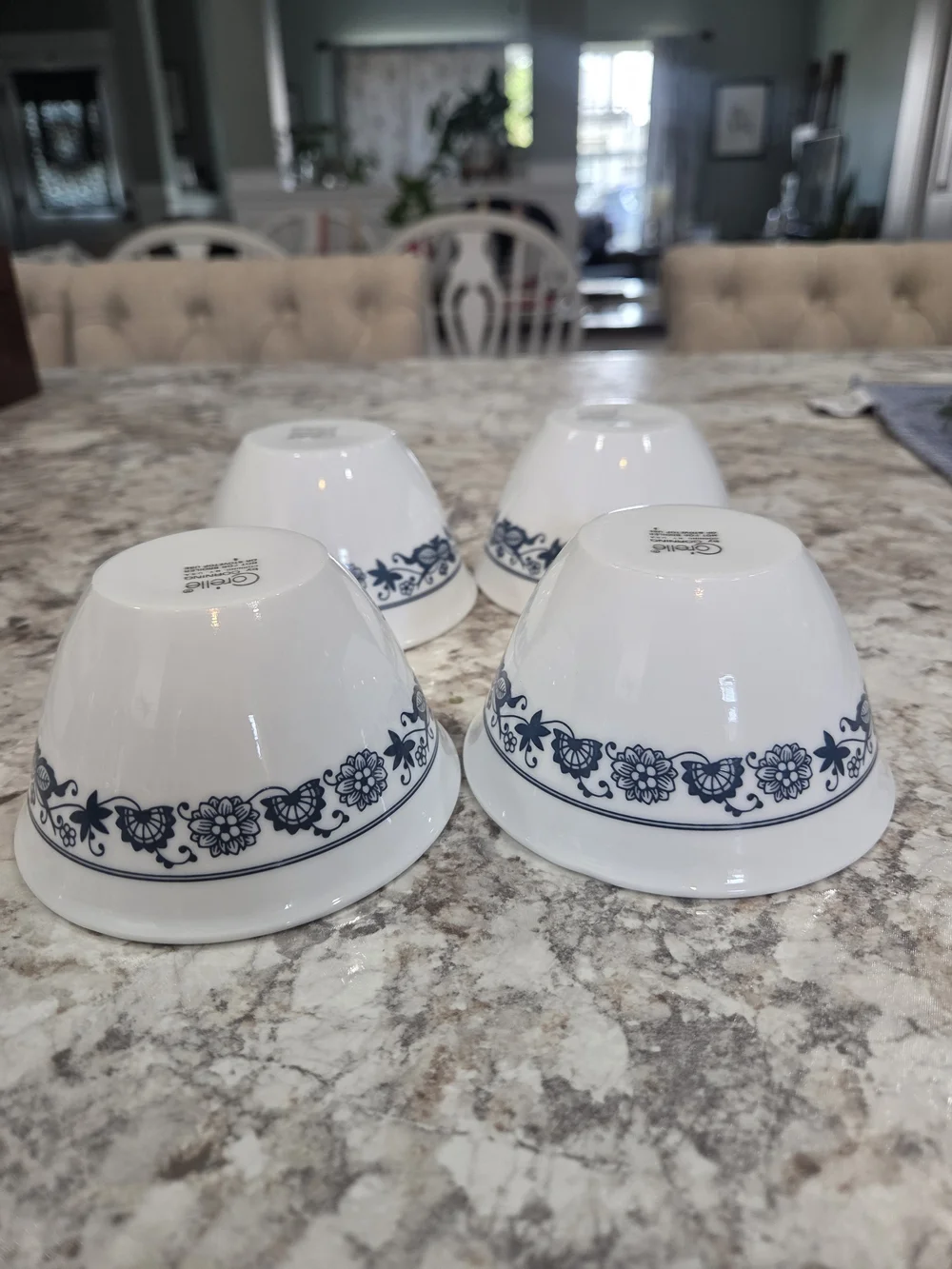 Vintage Corelle Old Town Blue Onion Tea Coffee Cup Hook Handle Set of 4